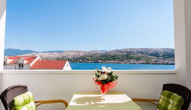 Apartments Ena (28891-A1) - Pag - island Pag