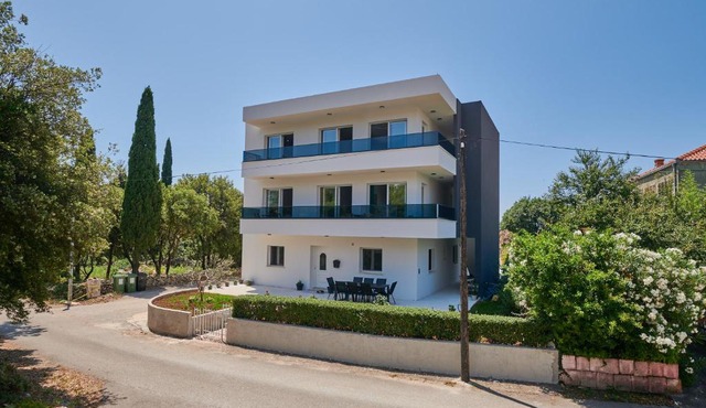 Apartments Endji