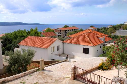 Apartments for families with children Zavala - Hvar - 128