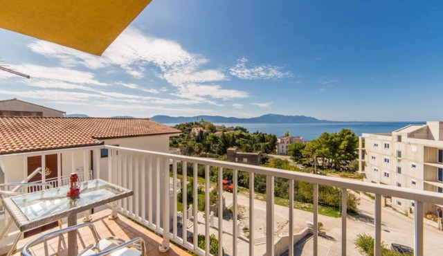 Apartments Gloria (111061-A8) - Gradac