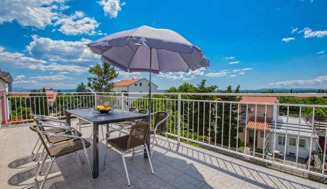 Apartments Tajči (66051-A2) - Jadranovo (Crikvenica)