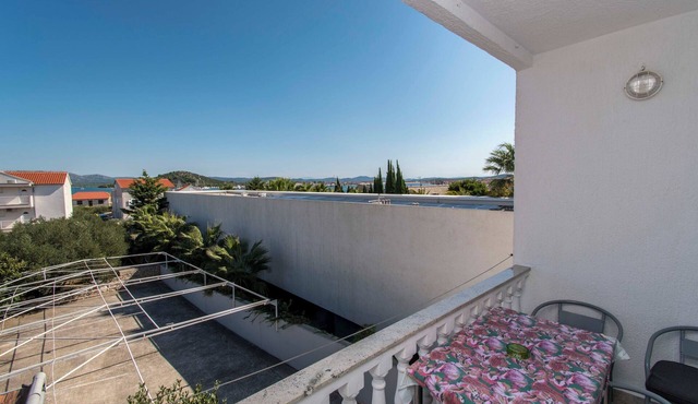 Apartments Nada (117021-A4) - Murter - island Murter