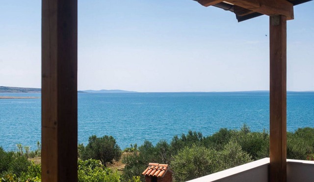 Apartments Crljenko (25301-A1) - Povljana - island Pag