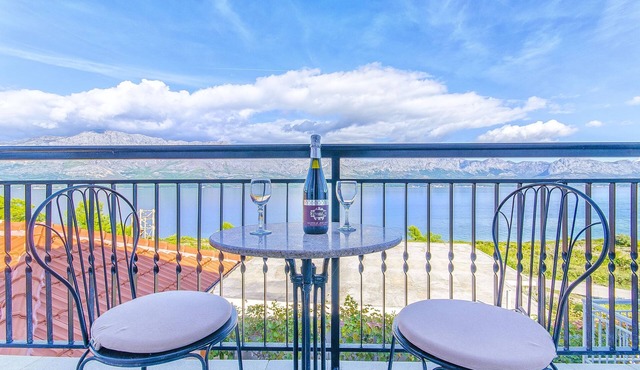 Apartments Rose (47571-A2) - Sucuraj - island Hvar