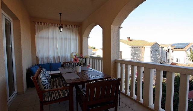 Apartments Mara (24791-A4) - Supetar - island Brac