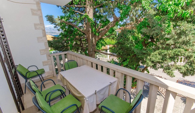 Apartments Kata (56821-A1) - Supetar - island Brac
