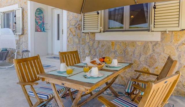 Apartments Vila Jelka (49712-A1) - Vrboska - island Hvar
