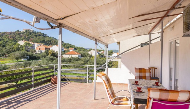 Apartments Irena (16831-A5) - Tkon - island Pasman