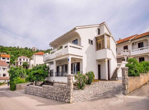Apartments in Vrbnik - Insel Krk 13598