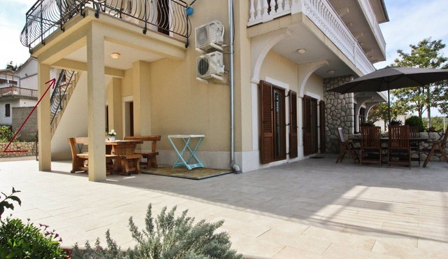 Apartments Ivanka (64111-A2) - Soline - island Krk