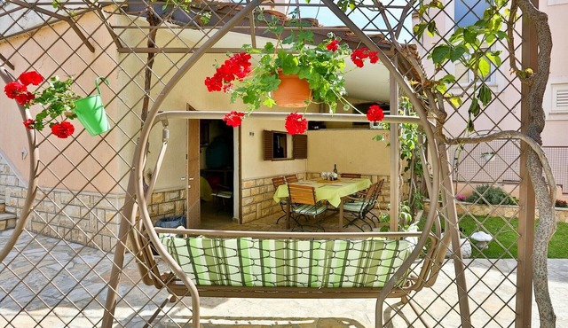 Apartments Ivan, (15798), Solin, hr