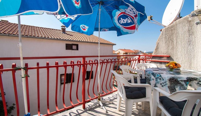 Apartments Ivan (26471-A2) - Srima (Vodice)
