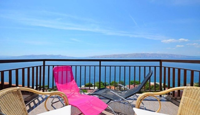 Apartments Ivanka (67921-A4) - Senj