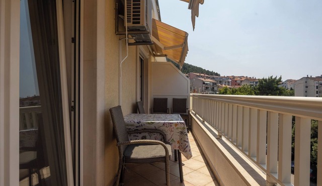 Apartments Ivo (36191-A3) - Makarska
