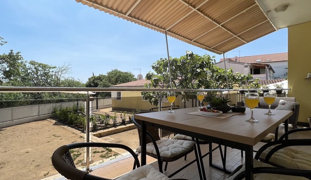Apartments Ivona (24011-A1) - Vodice