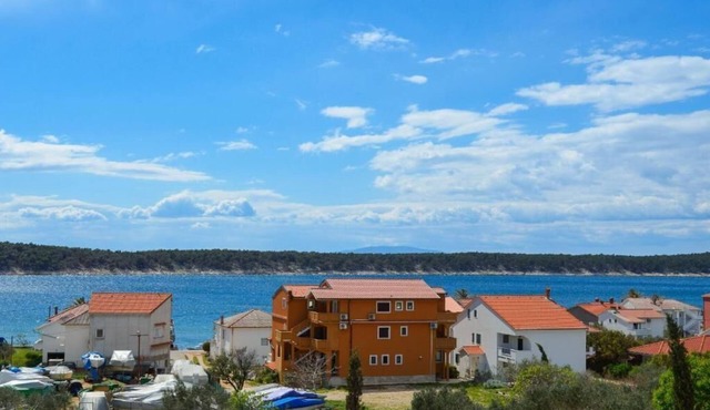 Apartments Jasmin (68531-A7) - Barbat - island Rab