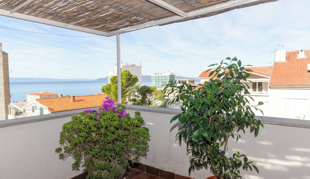 Apartments Jadro (10474-A1) - Makarska
