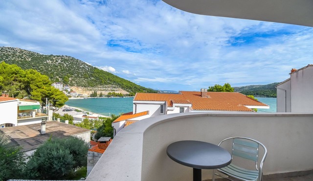 Apartments Jakov (32601-A3) - Marina