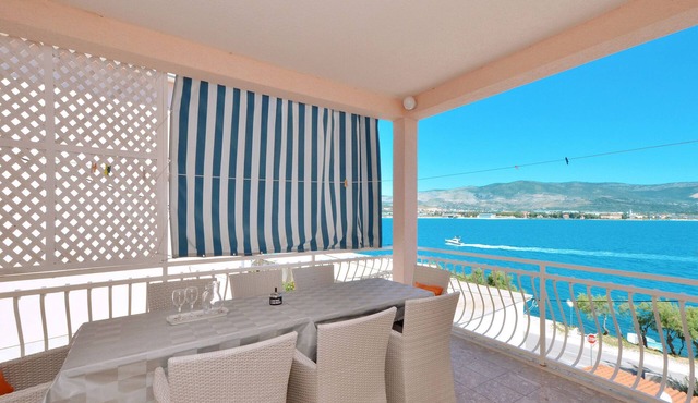 Apartments Josipa (57791-A3) - Arbanija (Ciovo)