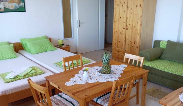 Apartments Julia - Studio Apartment Julia 5