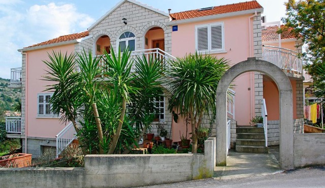 Apartments Julija