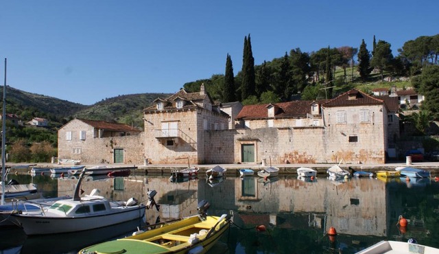 Apartments Kaštel