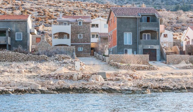 Apartments Karlo