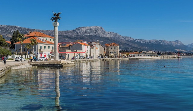 Apartments Karlo on the seafront