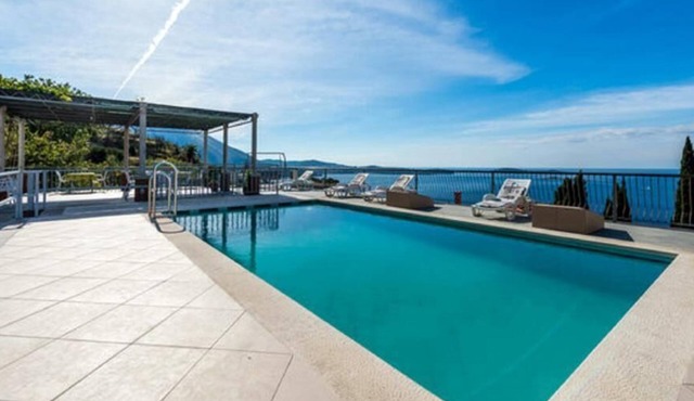 Apartments Klis -Studio Apartment with Terrace - 2 (B)