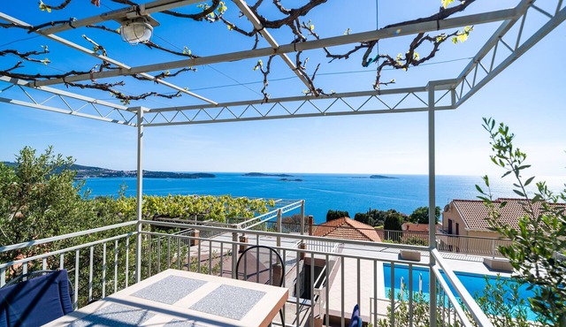 Apartments Klis - Three Bedroom Apartment with Terrace - A7