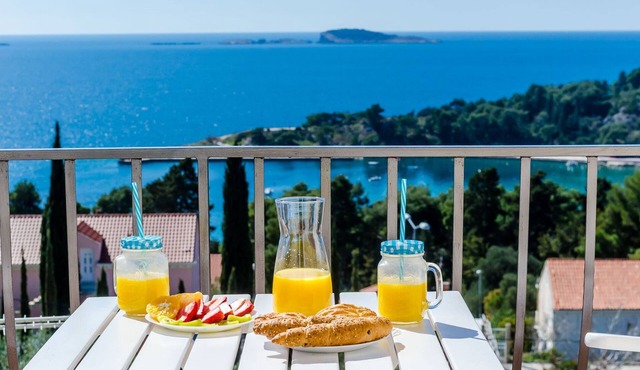 Apartments Knego - One Bedroom Apartment with Balcony and Sea View
