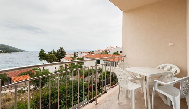 Apartments LuMaDuMa (39731-A2) - Okrug Gornji (Ciovo)