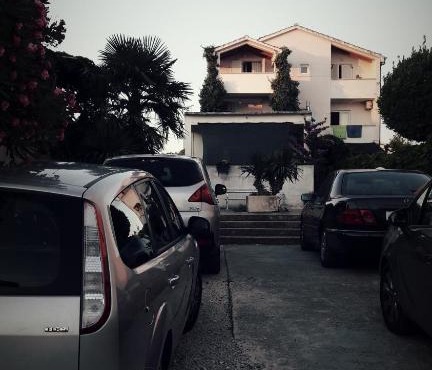 Apartments Leonarda