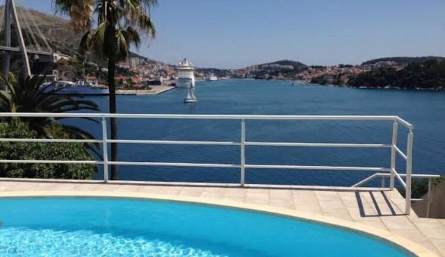 Apartments Lozica - Studio Apartment with Terrace and Sea View
