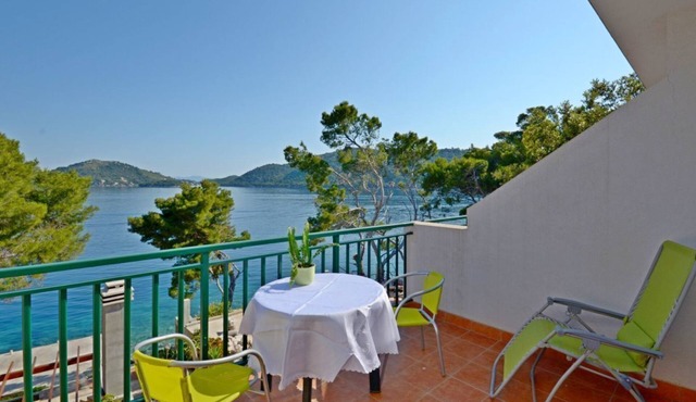 Apartments Luka (53731-A4) - Ubli