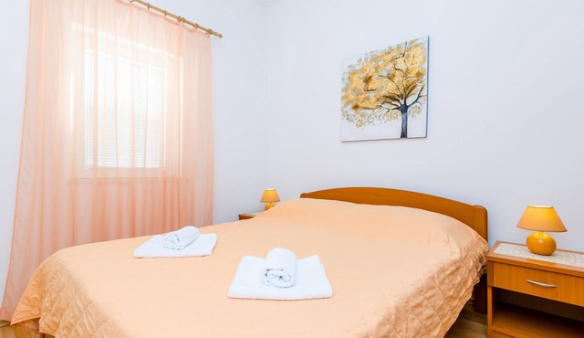 Apartments Mali Paradiso - One Bedroom Apartment with Terrace and Pool View