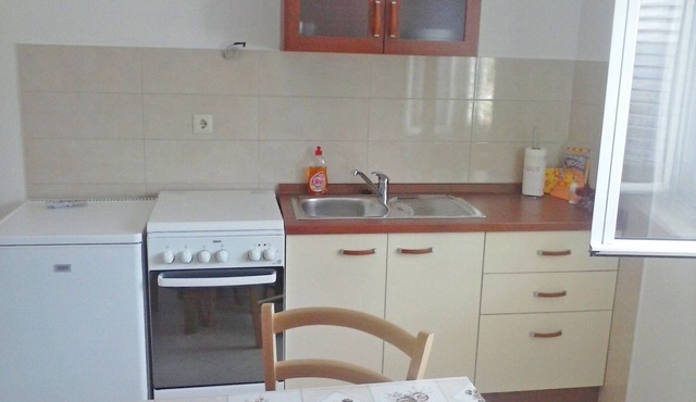 Apartments Mara (54071-A2) - Molunat