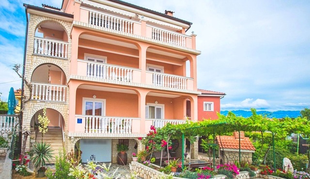 Apartments Marija, (15690), Lopar, hr