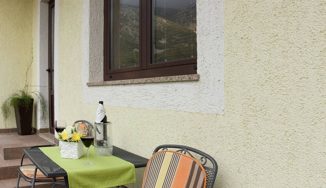 Apartments Marijana (61031-A2) - Senj