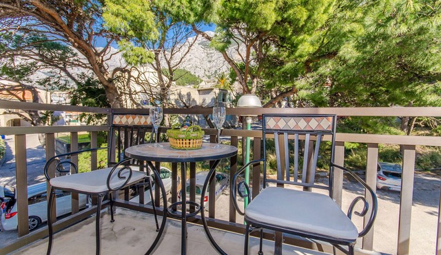 Apartments Marinko (37171-A3) - Makarska