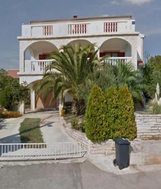 Apartments Maruna