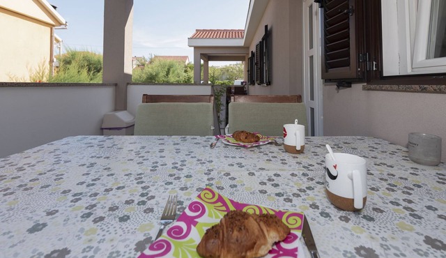 Apartments Max (57771-A2) - Razanac