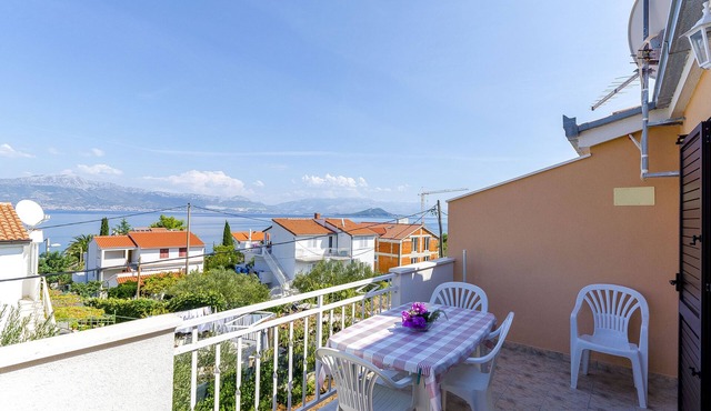 Apartments Milka (27741-A3) - Slatine (Ciovo)