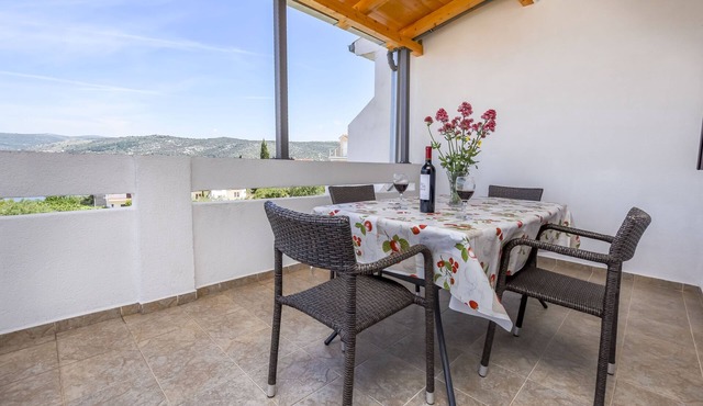 Apartments Mirta (22751-A3) - Razanj