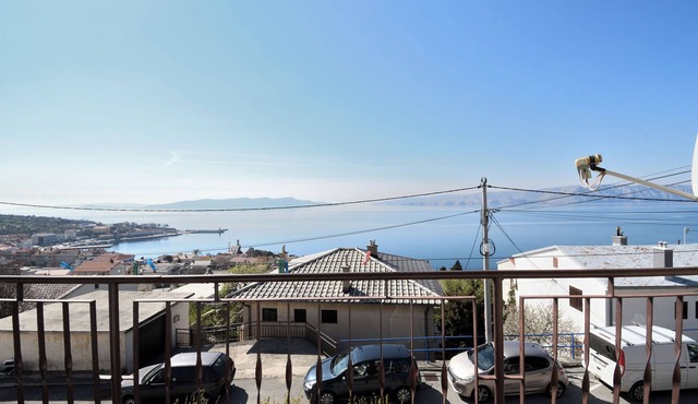 Apartments Nada (61271-A2) - Senj