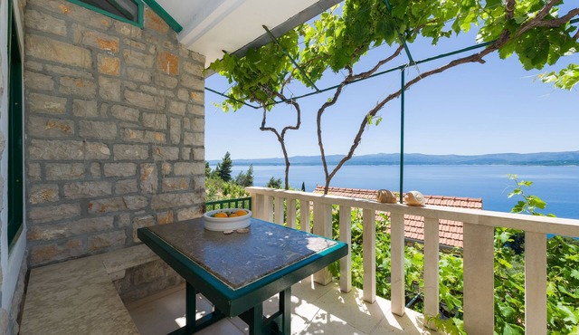 Apartments Nada (97951-A2) - Bol - island Brac