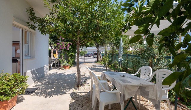 Apartments near Beach Babic
