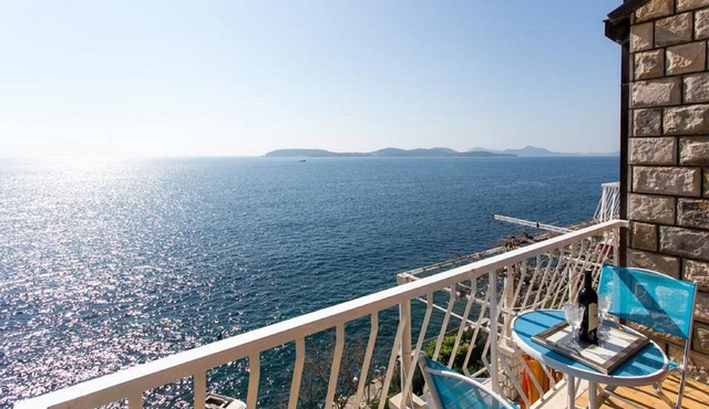 Apartments Neve - One-Bedroom Apartment with Balcony and Sea View