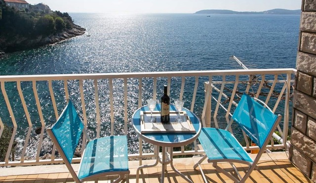 Apartments Neve - One-Bedroom Apartment with Balcony and Sea View