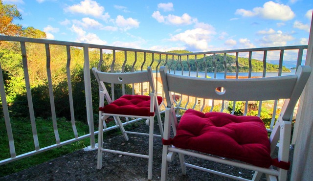 Apartments Nodilo - One Bedroom Apartment with Balcony and Sea View (Apt 1)